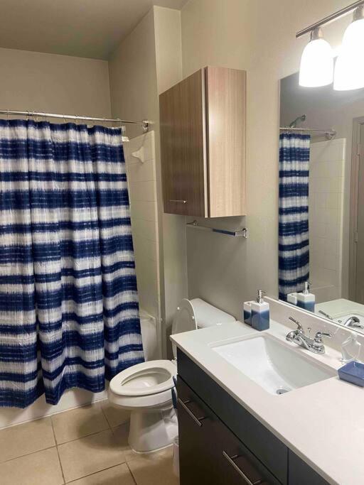 Downtown Luxury Apartment With Free Parking Space Oklahoma City Kültér fotó